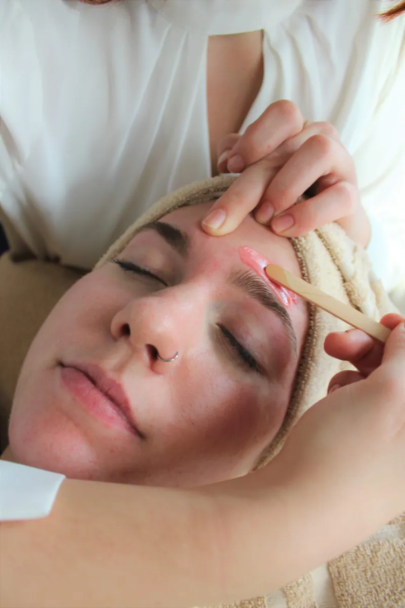 Gesichtsmassage im Studio