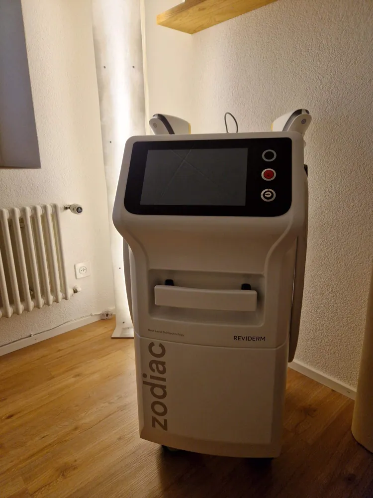 Zodiac Diodenlaser im Behandlungsraum